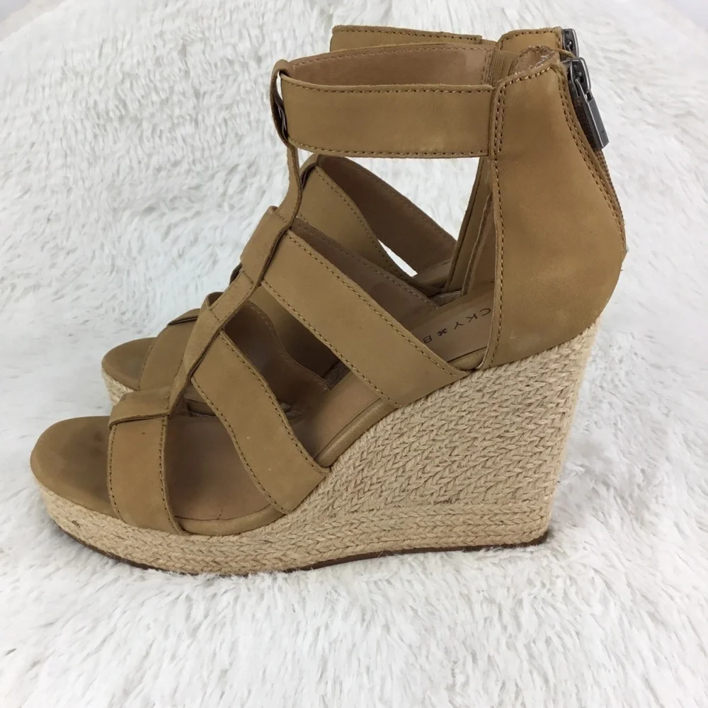 LUCKY Brand Size 10 Leather Espadrille/Wedge EUC